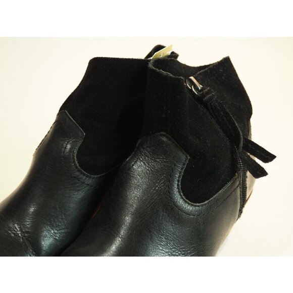 Frye & Co "Rubie" Black Leather Pointed Toe Western Style Ankle Boots, Sz 6.5 US - Picture 5 of 10